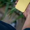 Etui silikonowe Spacecase Silicone Case do Galaxy S10+ żółte